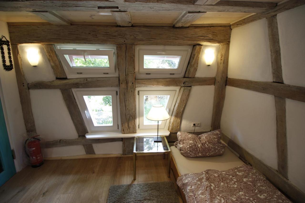 Gemuetliche Gaestezimmer In Einem Neu Sanierten Fachwerkhaus Заксенгайм Екстер'єр фото