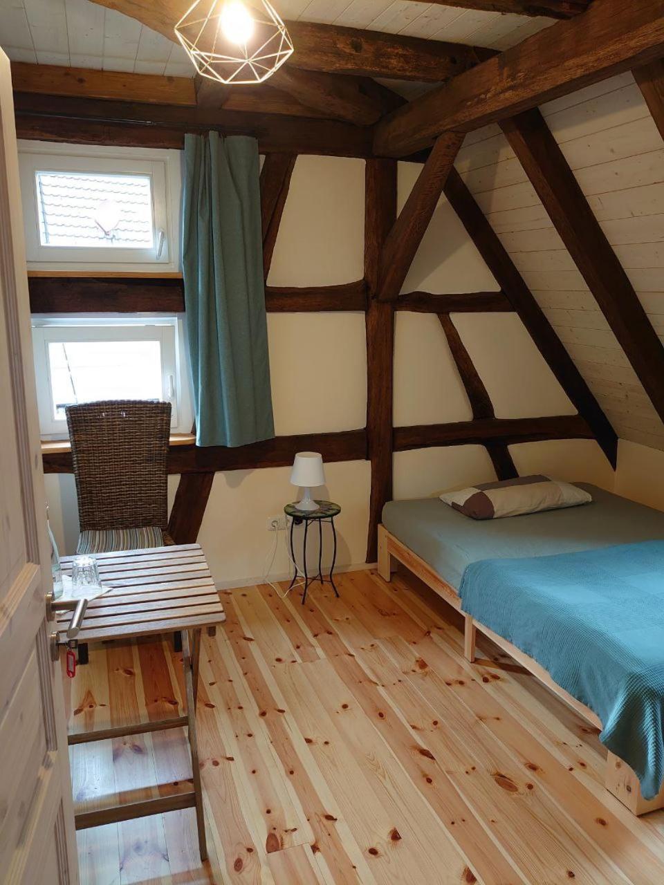 Gemuetliche Gaestezimmer In Einem Neu Sanierten Fachwerkhaus Заксенгайм Екстер'єр фото